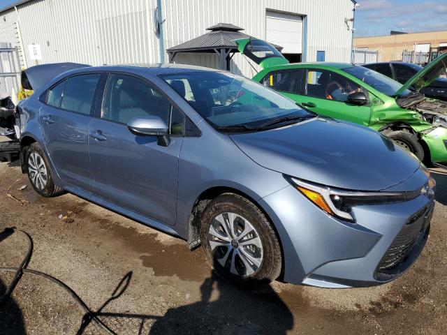 JTDBCMFE2S3093051 - 2025 TOYOTA COROLLA LE GRAY photo 4