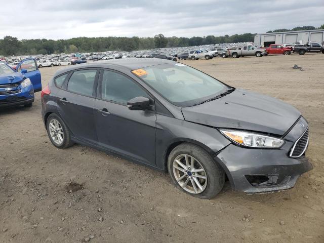 1FADP3K20HL210675 - 2017 FORD FOCUS SE GRAY photo 4