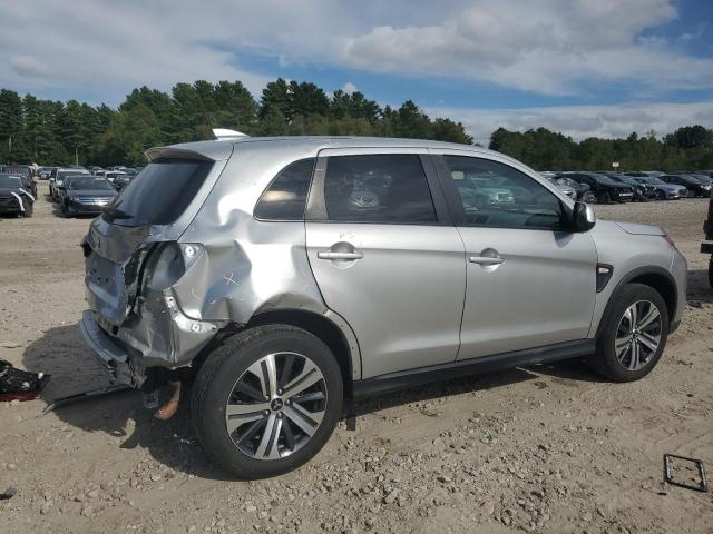 JA4ARUAU5NU022668 - 2022 MITSUBISHI OUTLANDER ES SILVER photo 3