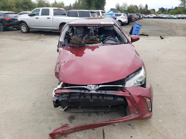 4T1BF1FKXFU990173 - 2015 TOYOTA CAMRY LE BURGUNDY photo 5
