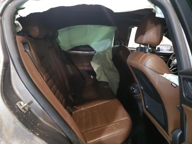 ZASFAKNN2J7C02720 - 2018 ALFA ROMEO STELVIO TI SPORT GRAY photo 11