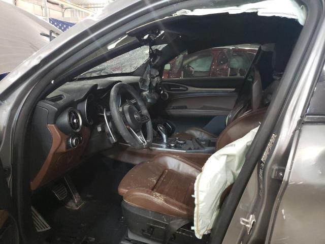 ZASFAKNN2J7C02720 - 2018 ALFA ROMEO STELVIO TI SPORT GRAY photo 7