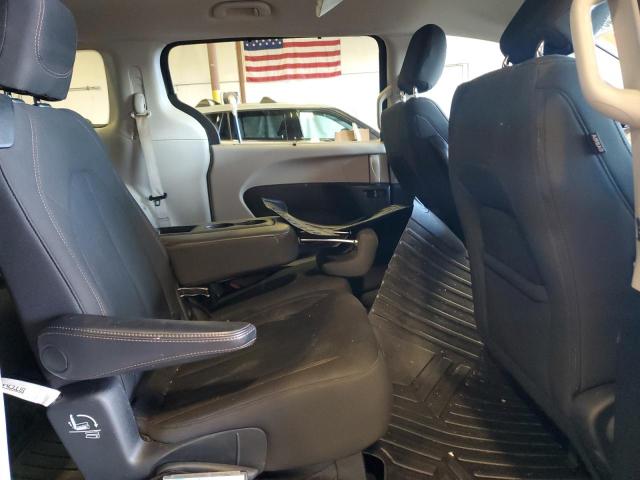 2C4RC1BG8HR844691 - 2017 CHRYSLER PACIFICA TOURING L BLACK photo 11