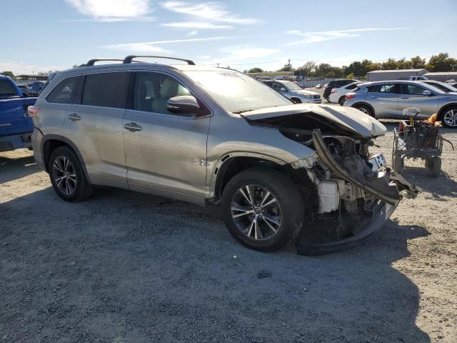 5TDKKRFH0GS160505 - 2016 TOYOTA HIGHLANDER XLE Marrón foto 4
