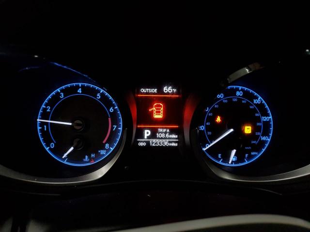 5YFBURHE2FP185958 - 2015 TOYOTA COROLLA L SILVER photo 9