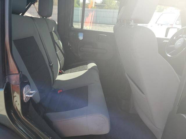 1J4BA3H18AL212000 - 2010 JEEP WRANGLER U SPORT მწვანე ფოტო 11