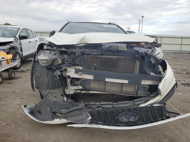 SJKCH5CR4JA046906 - 2018 INFINITI QX30 BASE WHITE photo 5