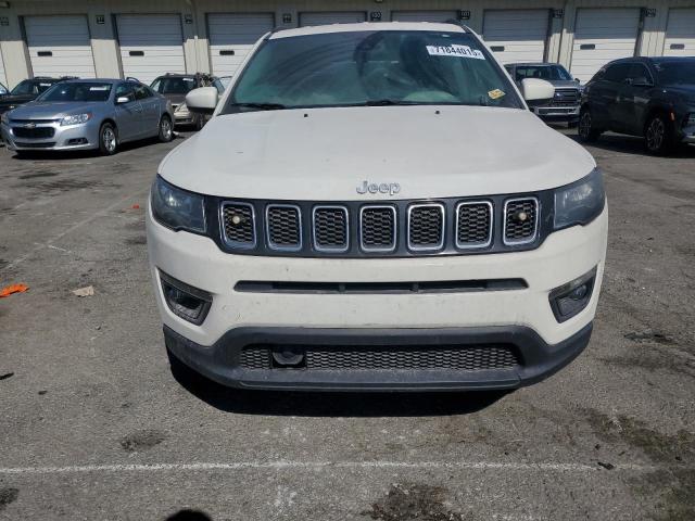 3C4NJDBB5KT702281 - 2019 JEP COMPASS LATITUDE Biały zdjęcie 5