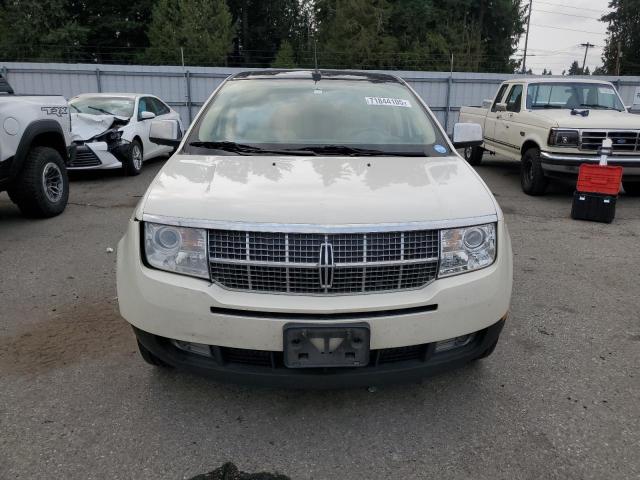 2LMDU88C88BJ26412 - 2008 LINCOLN MKX WHITE photo 5