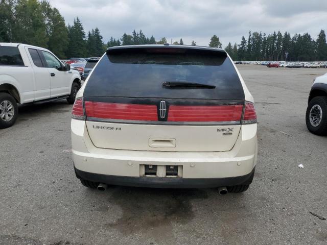2LMDU88C88BJ26412 - 2008 LINCOLN MKX WHITE photo 6