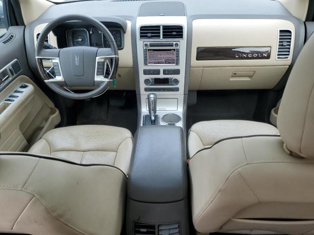 2LMDU88C88BJ26412 - 2008 LINCOLN MKX WHITE photo 8