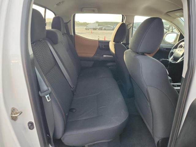 3TMAZ5CN6GM017598 - 2016 TOYOTA TACOMA DOUBLE CAB 白色 照片 10