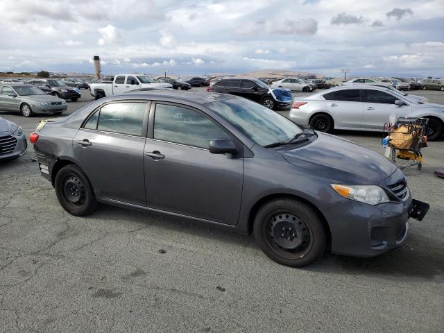 2T1BU4EE7DC009816 - 2013 TOYOTA COROLLA BASE Grau Foto 4