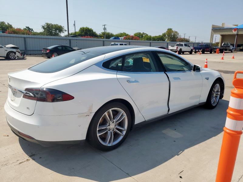 5YJSA1E16GF128283 - 2016 TESLA MODEL S WHITE photo 3