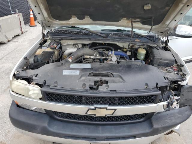 1GCHK29102E143864 - 2002 CHEVROLET SILVERADO K2500 HEAVY DUTY WHITE photo 11