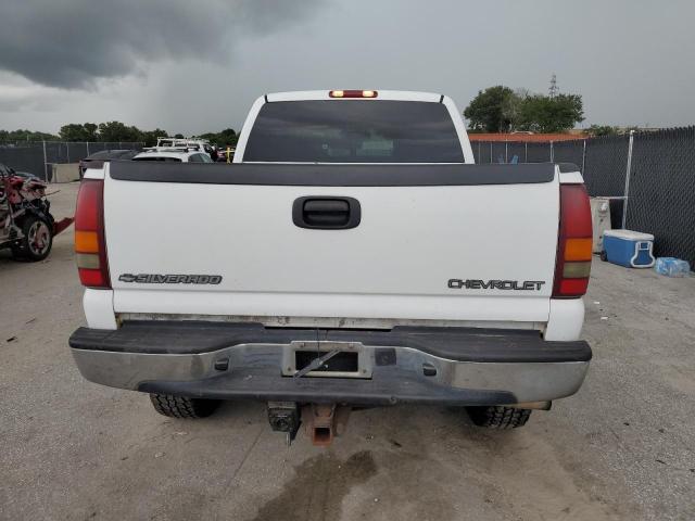 1GCHK29102E143864 - 2002 CHEVROLET SILVERADO K2500 HEAVY DUTY WHITE photo 6