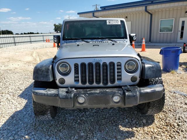 1C4BJWDG1GL139708 - 2016 JEEP WRANGLER U SPORT Արծաթագույն լուսանկար 5