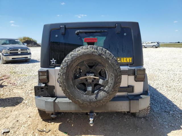 1C4BJWDG1GL139708 - 2016 JEEP WRANGLER U SPORT Արծաթագույն լուսանկար 6