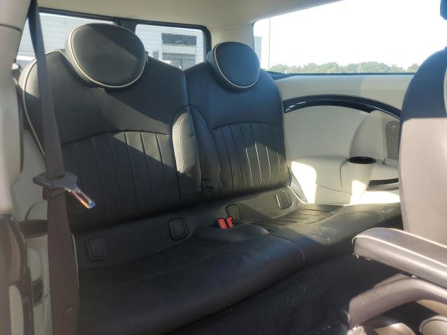 WMWZG3C54BTY30913 - 2011 MINI COOPER S CLUBMAN CREAM photo 10