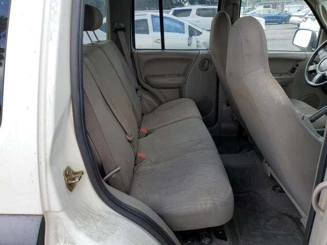 1J4GK48K44W283151 - 2004 JEEP LIBERTY SPORT WHITE photo 11
