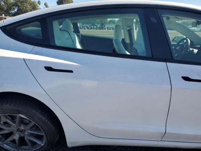 5YJ3E1EA0NF362344 - 2022 TESLA MODEL 3 أبيض صورة 10