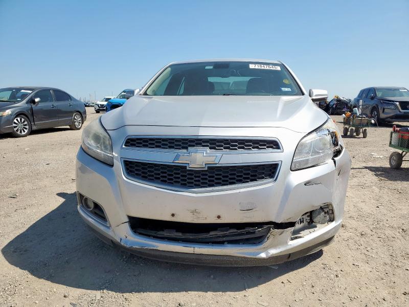 1G11E5SA4DF287637 - 2013 CHEVROLET MALIBU 2LT 银色 照片 5