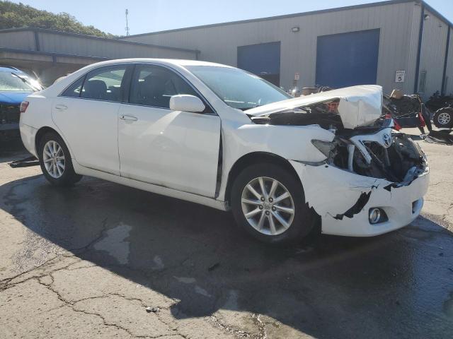 4T1BK3EK2AU601950 - 2010 TOYOTA CAMRY SE 白色 照片 4