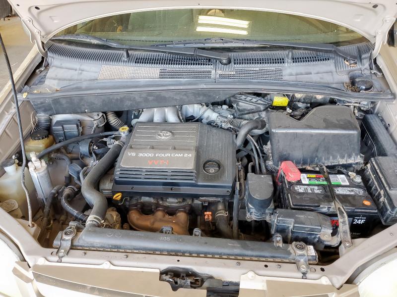 4T3ZF13C62U436741 - 2002 TOYOTA SIENNA LE GOLD photo 12