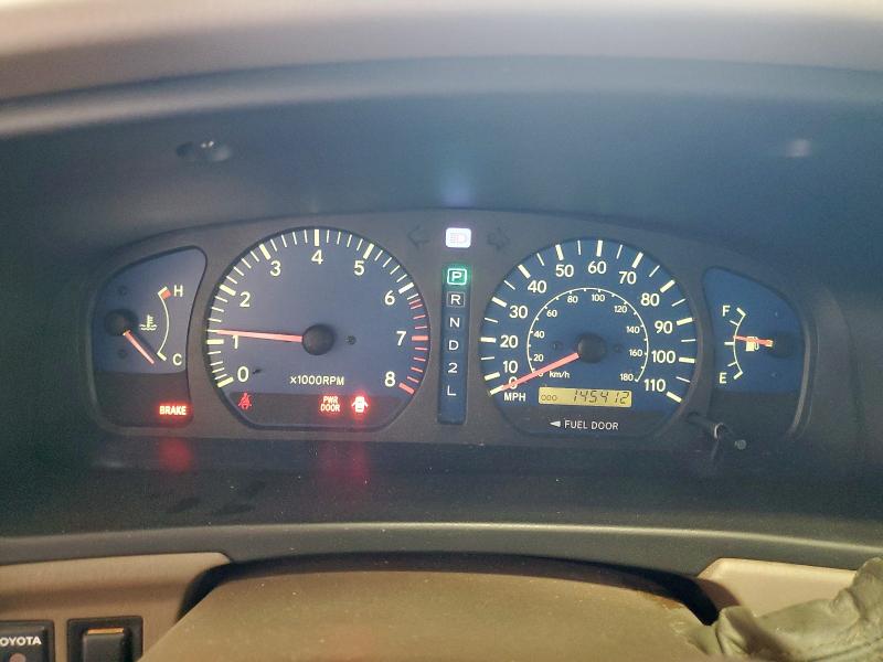 4T3ZF13C62U436741 - 2002 TOYOTA SIENNA LE GOLD photo 9