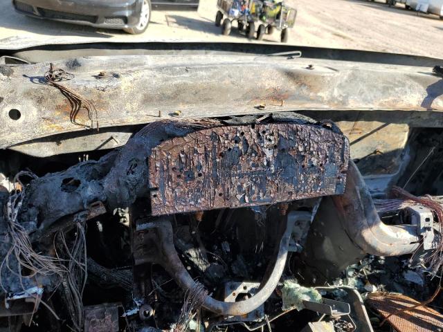 1GYS4HEF3CR210904 - 2012 CADILLAC ESCALADE ESV LUXURY SILVER photo 8