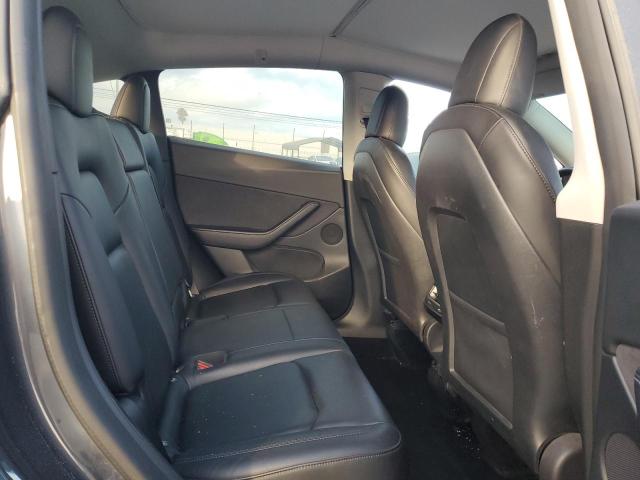 7SAYGDEE6NF386915 - 2022 TESLA MODEL Y Մոխրագույն լուսանկար 11