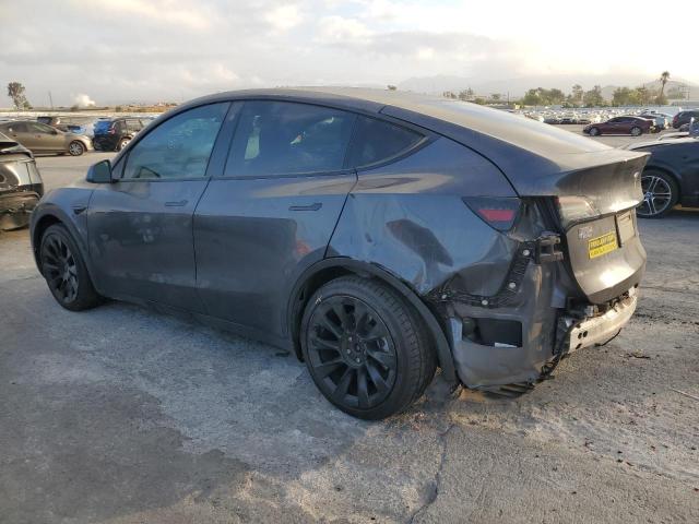 7SAYGDEE6NF386915 - 2022 TESLA MODEL Y Մոխրագույն լուսանկար 2