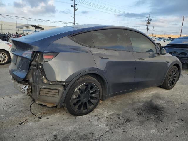 7SAYGDEE6NF386915 - 2022 TESLA MODEL Y Մոխրագույն լուսանկար 3