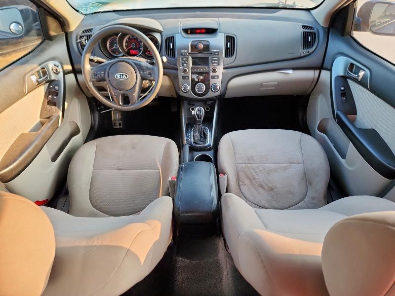 KNAFU4A23D5680679 - 2013 KIA FORTE EX BLACK photo 8