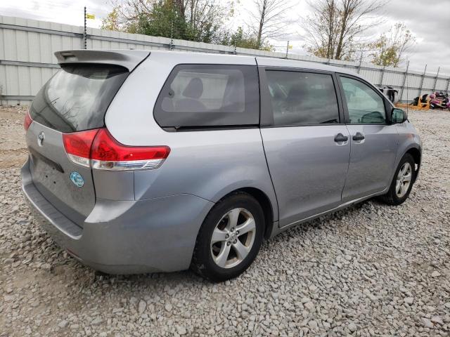 5TDZK3DC8BS153345 - 2011 TOYOTA SIENNA SILVER photo 3