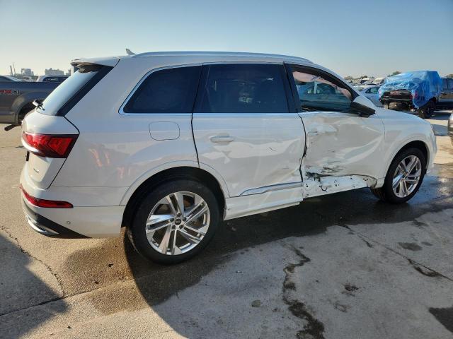 WA1LXBF79ND015681 - 2022 AUDI Q7 PREMIUM PLUS WHITE photo 3