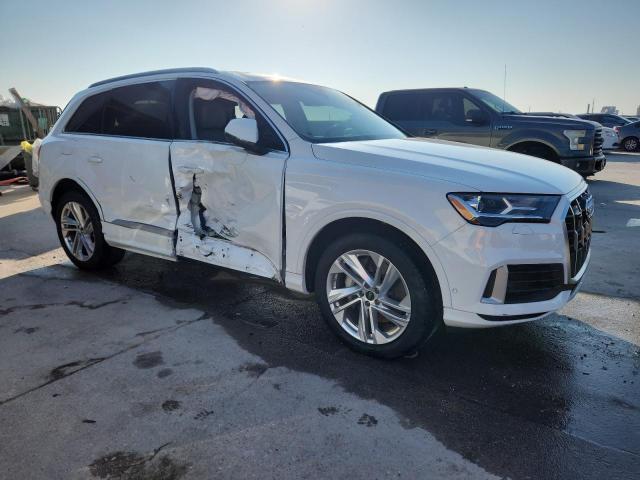 WA1LXBF79ND015681 - 2022 AUDI Q7 PREMIUM PLUS WHITE photo 4