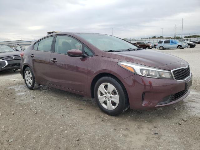 3KPFL4A76HE108016 - 2017 KIA FORTE LX BURGUNDY photo 4