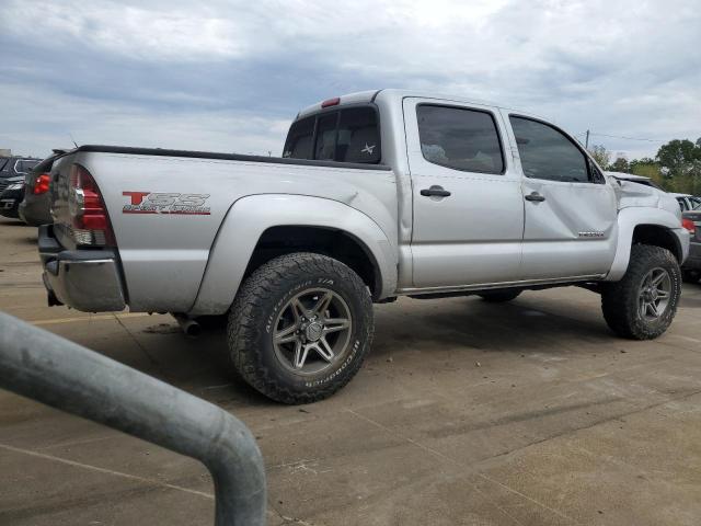 5TFJU4GN1DX036925 - 2013 TOYOTA TACOMA DOUBLE CAB PRERUNNER SILVER photo 3