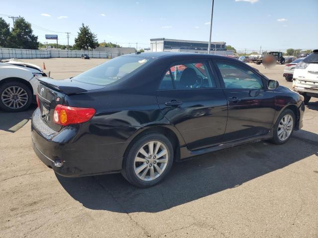 2T1BU4EE9AC454084 - 2010 TOYOTA COROLLA BASE Schwarz Foto 3