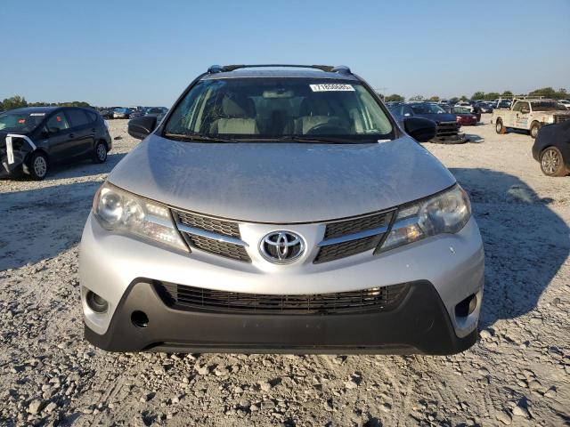 JTMBFREV6FJ042594 - 2015 TOYOTA RAV4 LE SILVER photo 5