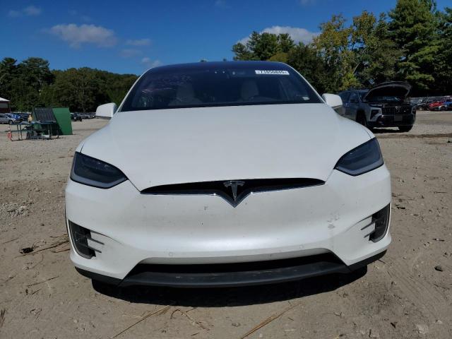 5YJXCDE26KF207603 - 2019 TESLA MODEL X თეთრი ფოტო 5