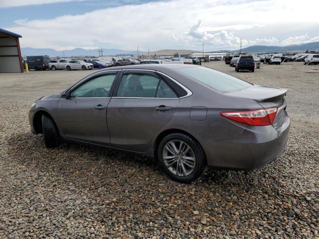4T1BF1FK4HU398058 - 2017 TOYOTA CAMRY LE 石墨色 照片 2