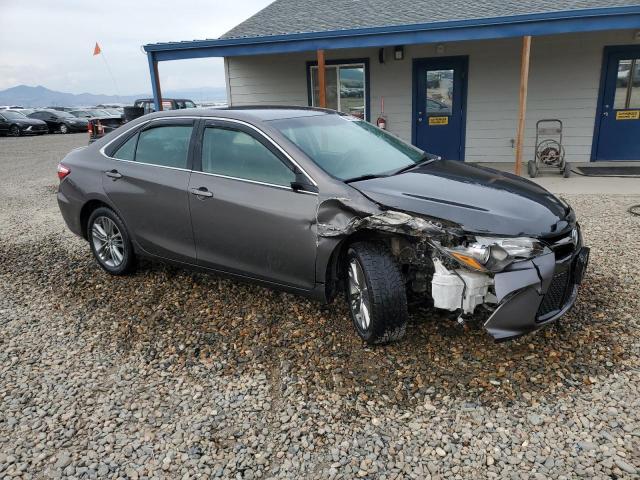 4T1BF1FK4HU398058 - 2017 TOYOTA CAMRY LE 石墨色 照片 4