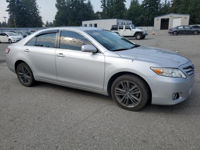 4T1BF3EK9BU210008 - 2011 TOYOTA CAMRY BASE SILVER photo 4