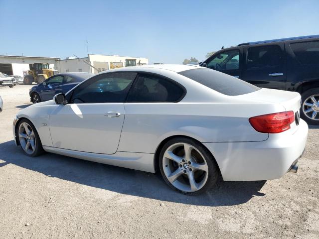 WBAKG7C58DE803682 - 2013 BMW 335 I WHITE photo 2