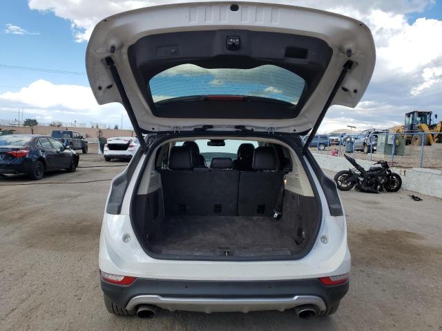 5LMCJ2C91KUL45400 - 2019 LINCOLN MKC SELECT Սպիտակ լուսանկար 6