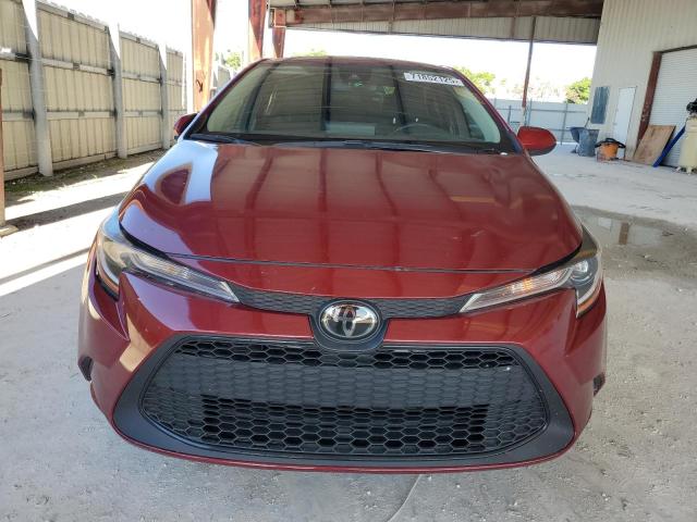 JTDEPMAE9NJ211816 - 2022 TOYOTA COROLLA LE RED photo 5