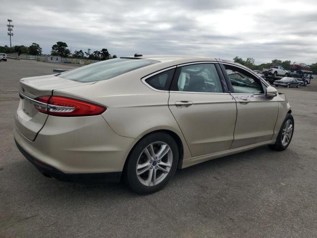 3FA6P0HDXJR264265 - 2018 FORD FUSION SE 金色 照片 3