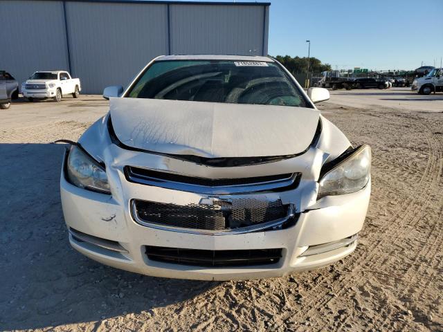 1G1ZD5EB9AF239704 - 2010 CHEVROLET MALIBU 2LT WHITE photo 5